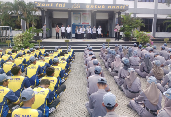 Polsek Kedungadem Sosialisasi Penerimaan Polri Tahun 2025 di SMK